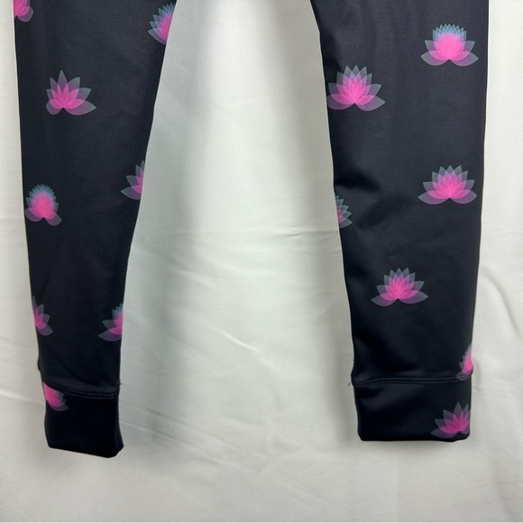 Free People Movement Leggings. Black With Pink And Blue Design. Women's Small. - Picture 10 of 10